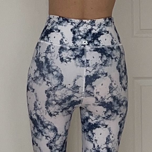GAP FIT Crop Leggings - Picture 6 of 9